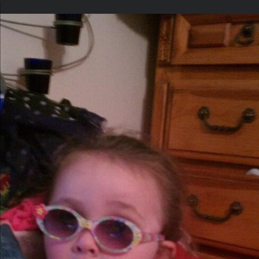 Meet your Posher, Makayla